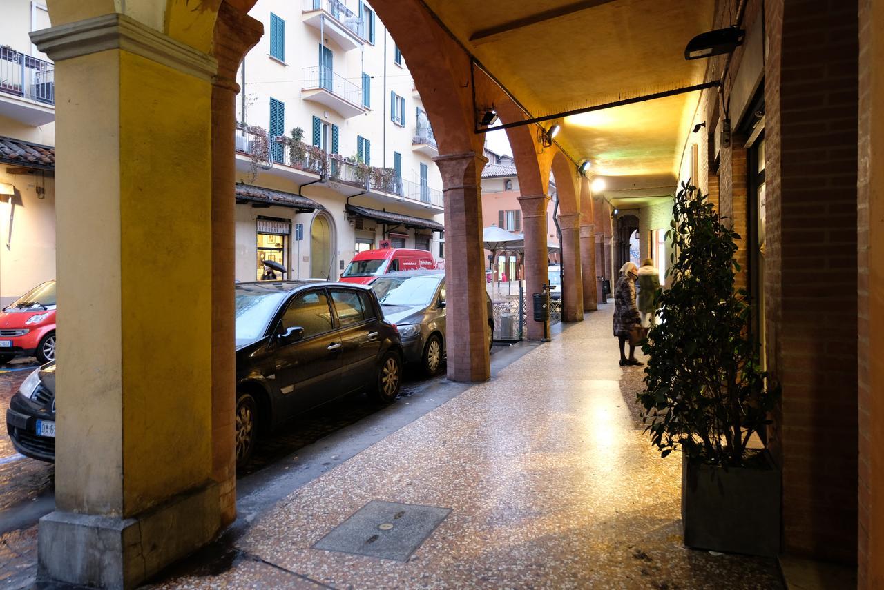 Castiglione Lovely Mansarda Bolonia Exterior foto